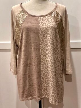 CHICO’S ANIMAL PRINT  KNIT TOP SZ 3 14/16 NICE